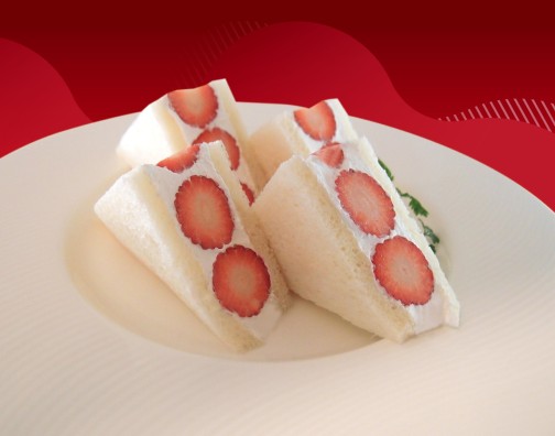 まるごと苺サンド