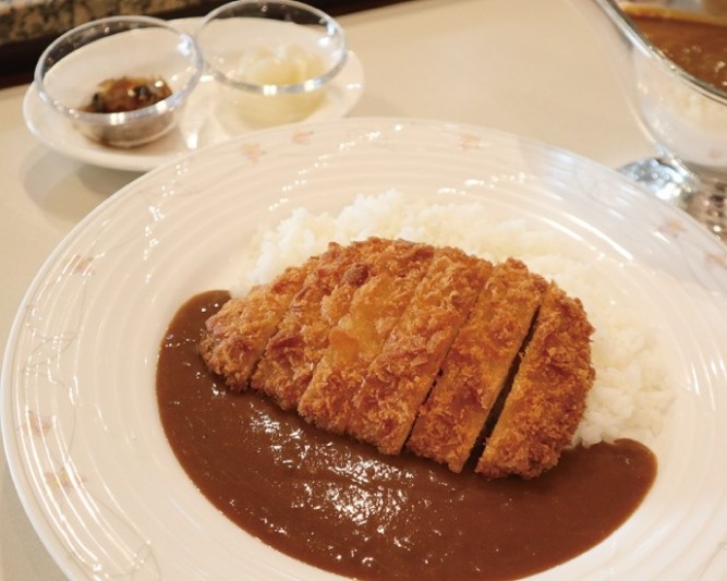 三元豚のロースカツカレー