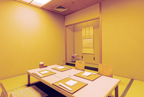 Sunken kotatsu seating (private room)